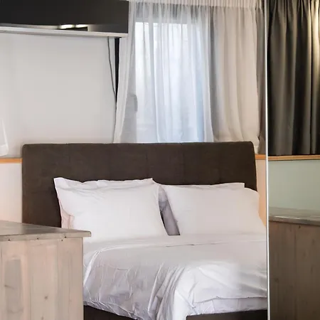 Av - Caesar Lägenhet *