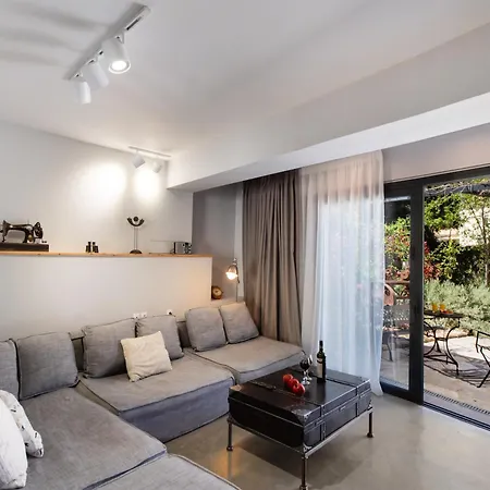 Av - Caesar Lägenhet